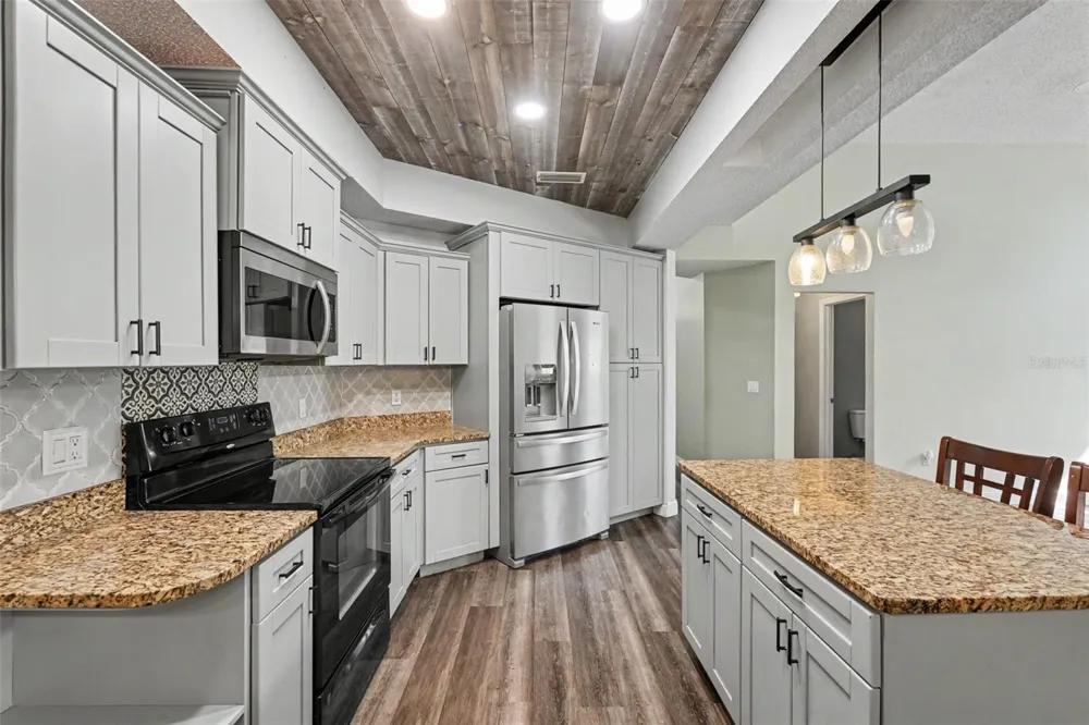 10551 CASEY DRIVE New Port Richey, FL 34654
