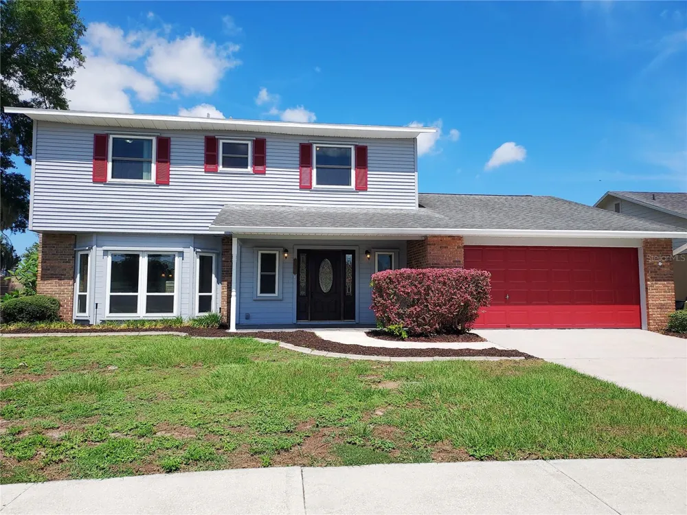 702 HYSSOP PLACE Brandon, FL 33510