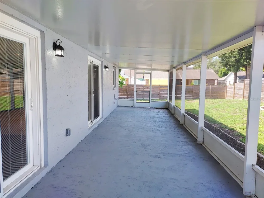 702 HYSSOP PLACE Brandon, FL 33510