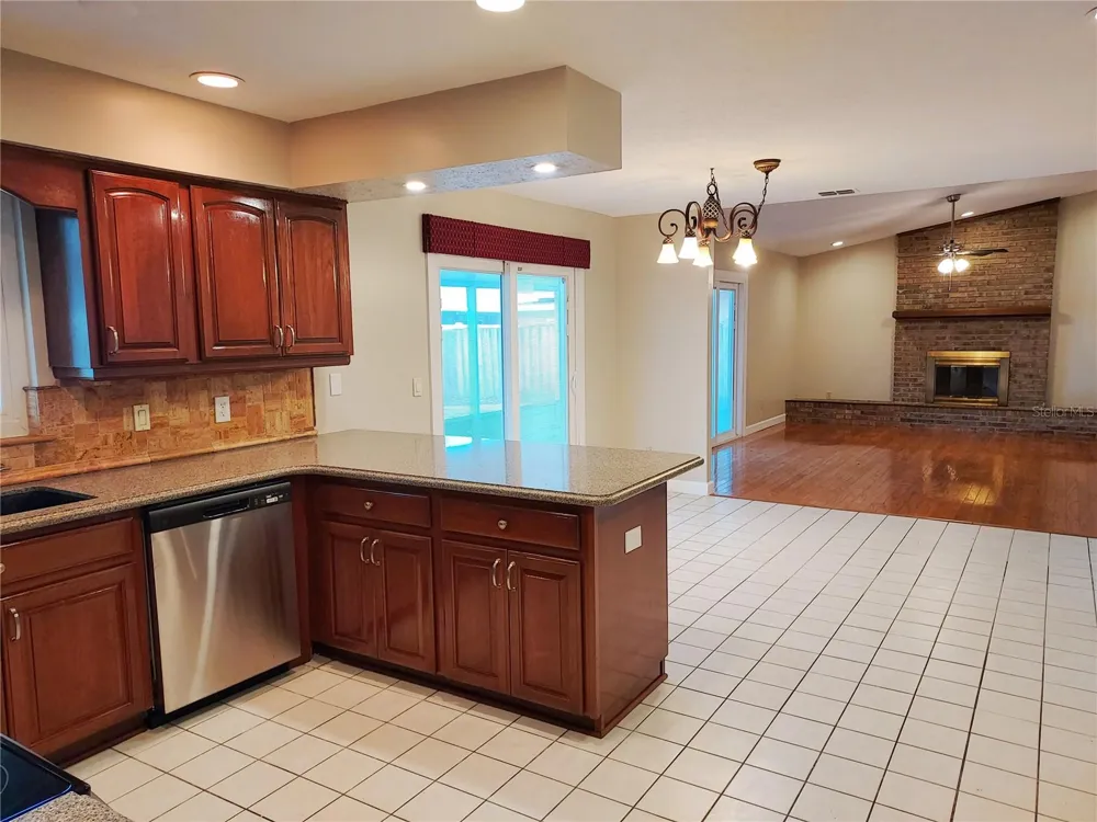 702 HYSSOP PLACE Brandon, FL 33510