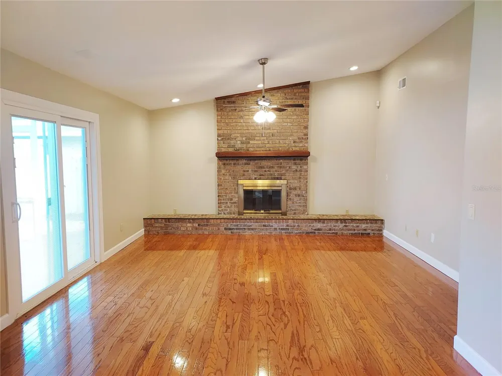 702 HYSSOP PLACE Brandon, FL 33510
