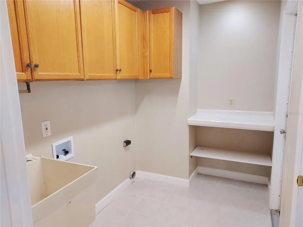 702 HYSSOP PLACE Brandon, FL 33510