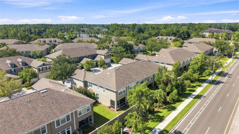11220 WINDSOR PLACE CIRCLE Tampa, FL 33626