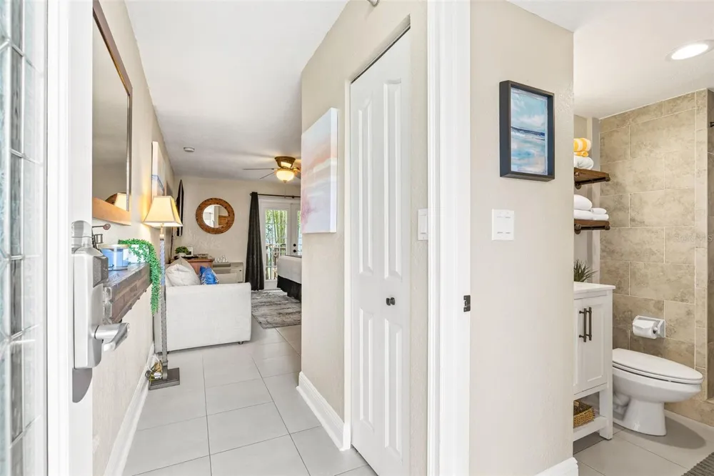 1420 BAYSHORE BOULEVARD #206 Dunedin, FL 34698