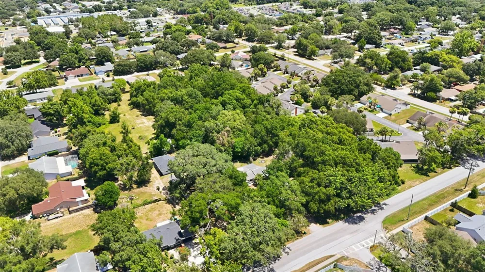 2675 E WASHINGTON AVENUE Eustis, FL 32726