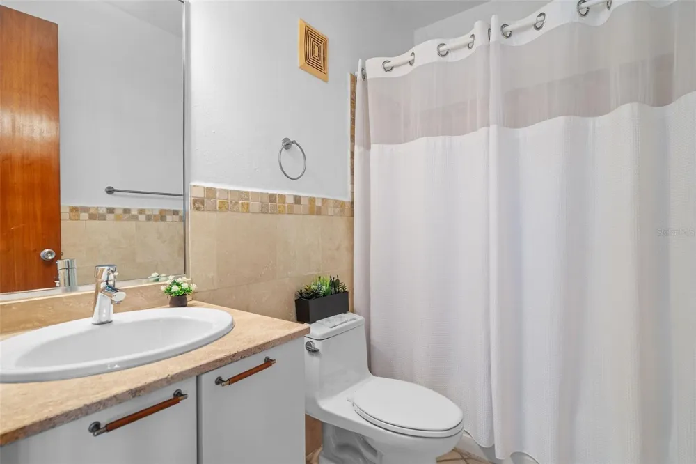 300 HARBOUR DRIVE #A7 Humacao, PR 00791