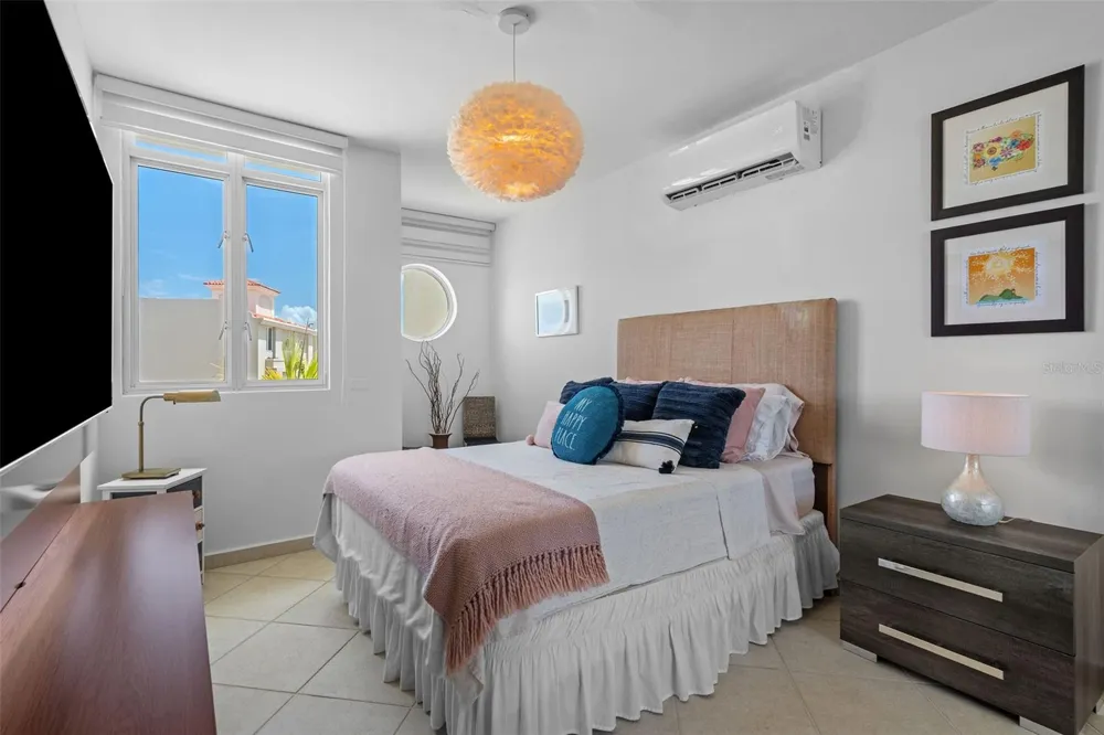 300 HARBOUR DRIVE #A7 Humacao, PR 00791