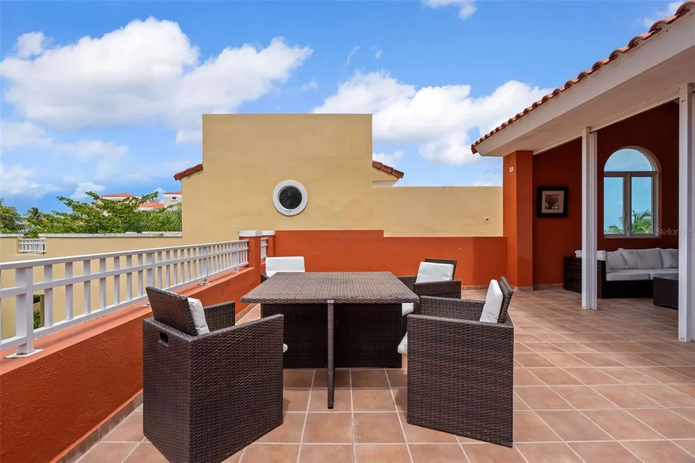 300 HARBOUR DRIVE #A7 Humacao, PR 00791