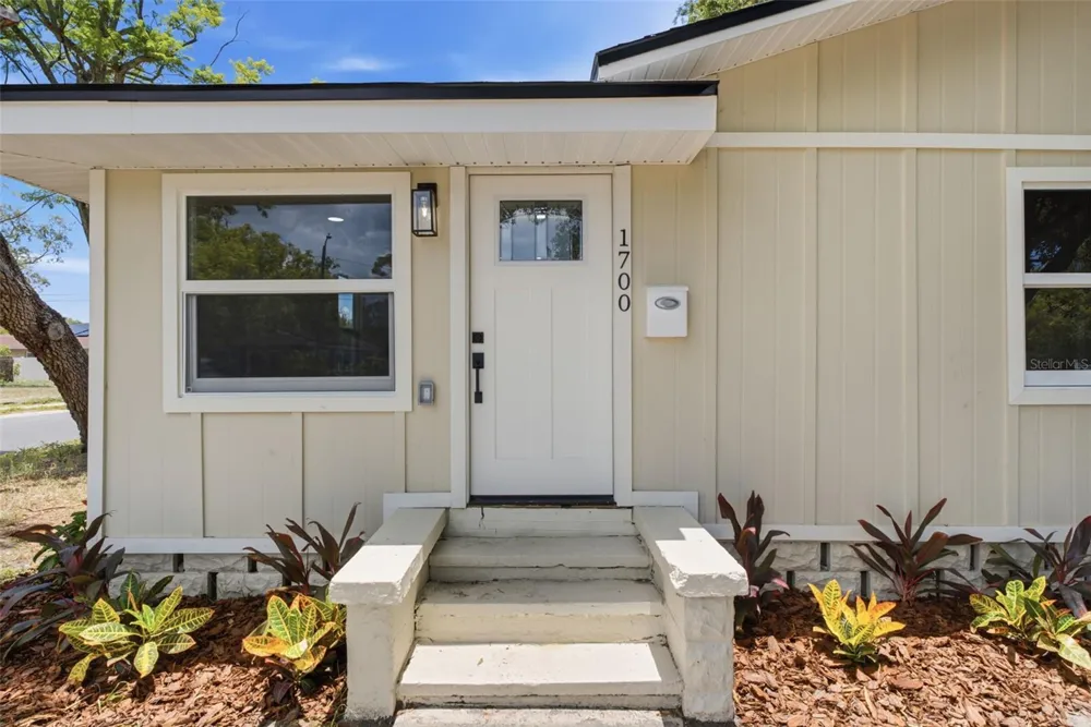 1700 SCRANTON STREET S St Petersburg, FL 33711