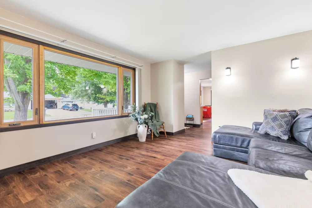 317 Emherst Street Winona, MN 55987