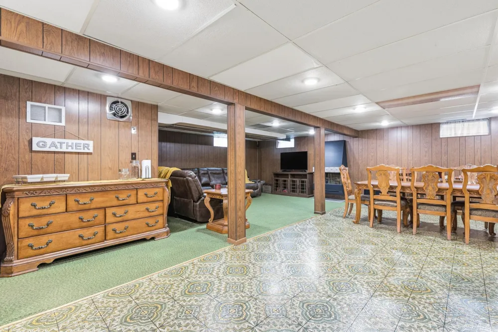317 Emherst Street Winona, MN 55987