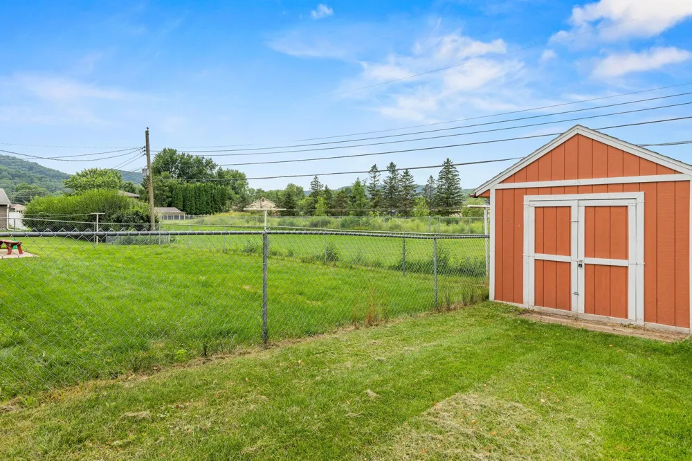 317 Emherst Street Winona, MN 55987