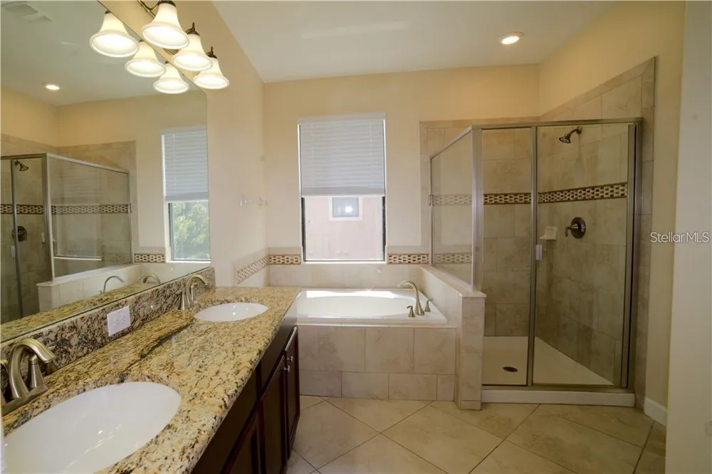 1251 LONG COVE LOOP #1251 Davenport, FL 33896