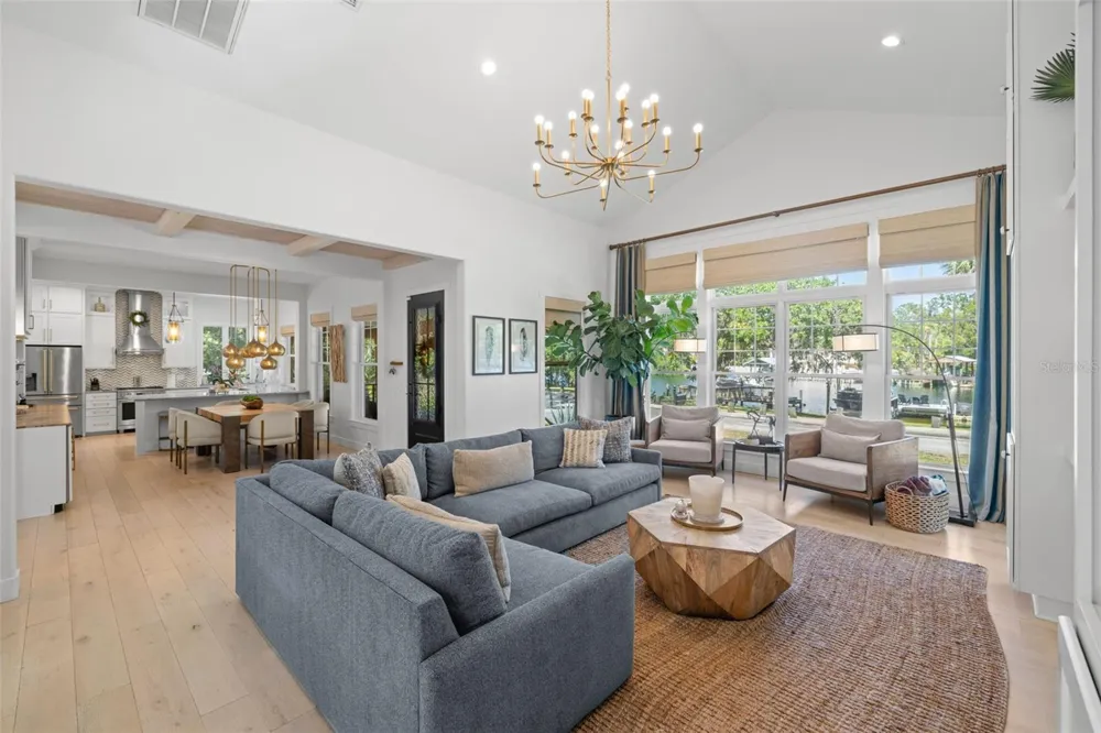 5610 RIVER SHORE DRIVE Tampa, FL 33603