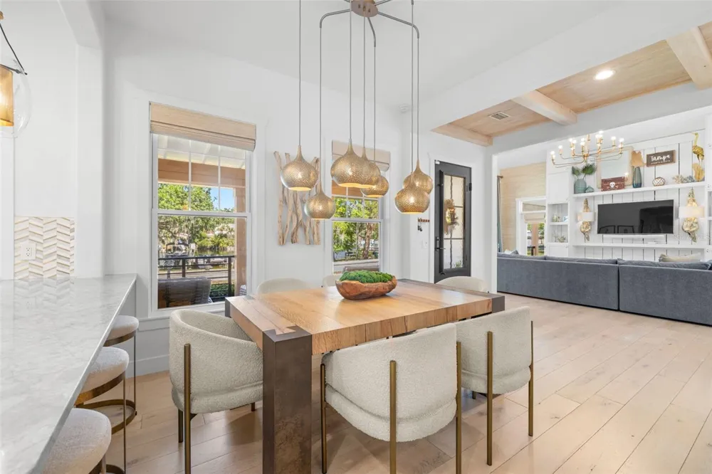 5610 RIVER SHORE DRIVE Tampa, FL 33603