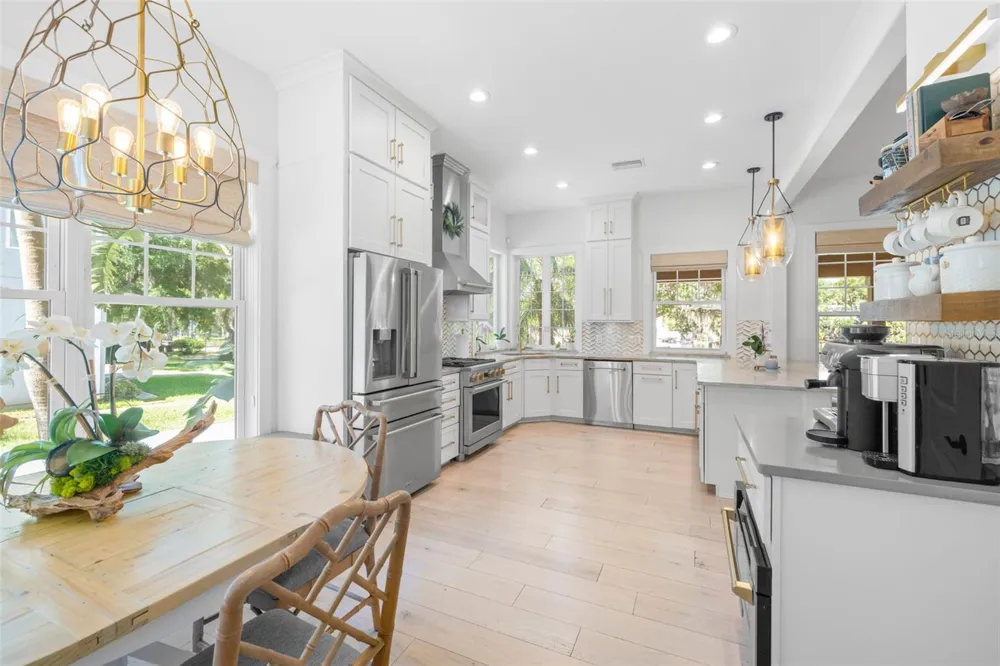 5610 RIVER SHORE DRIVE Tampa, FL 33603