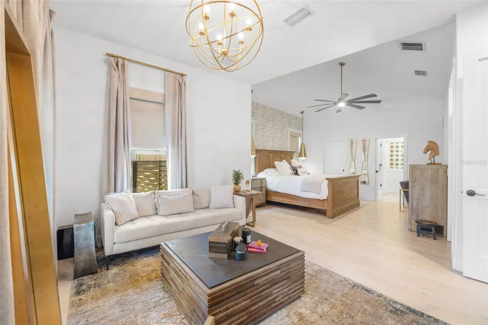 5610 RIVER SHORE DRIVE Tampa, FL 33603