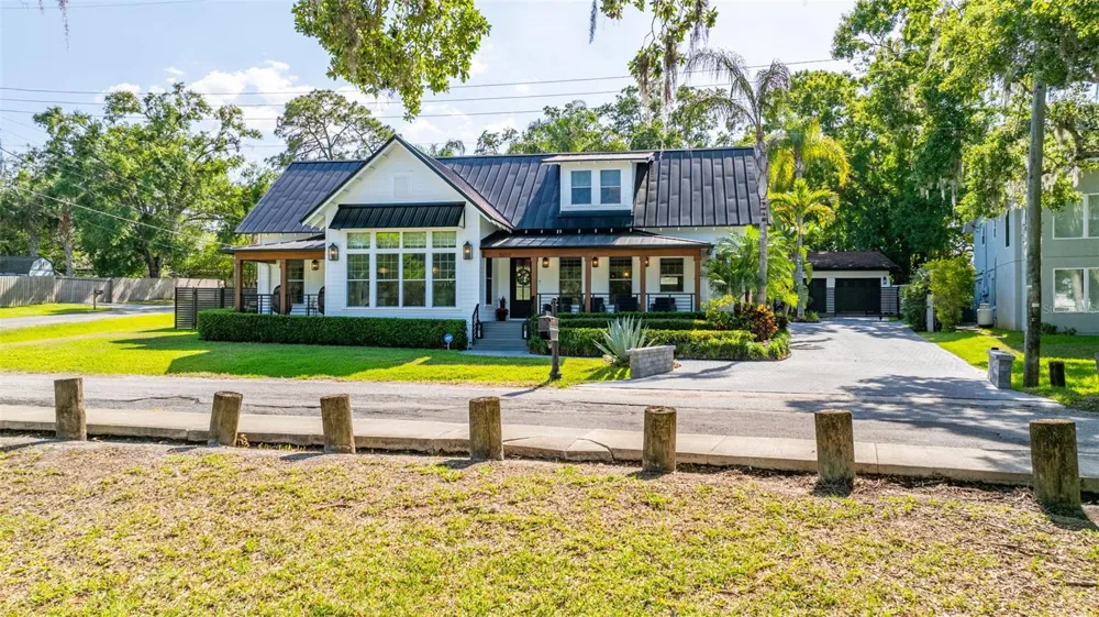 5610 RIVER SHORE DRIVE Tampa, FL 33603