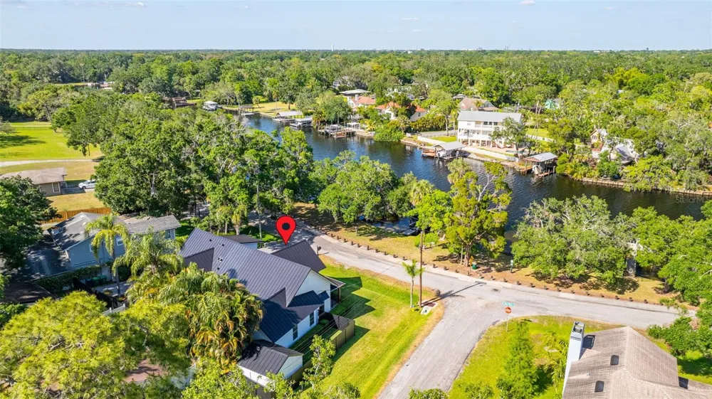 5610 RIVER SHORE DRIVE Tampa, FL 33603