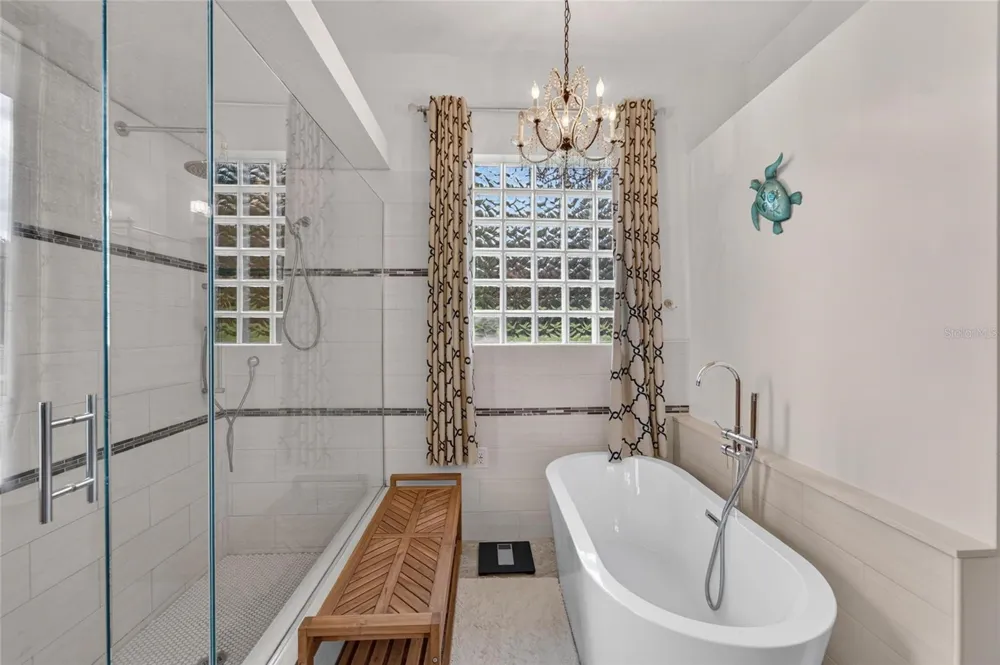 13020 SHADOW RUN BOULEVARD Riverview, FL 33569