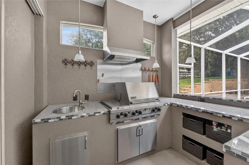 13020 SHADOW RUN BOULEVARD Riverview, FL 33569