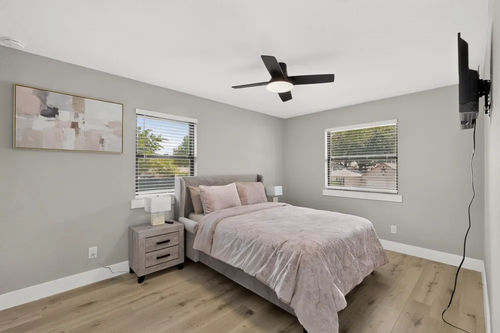 928 Columbus Court Bedford, TX 76022