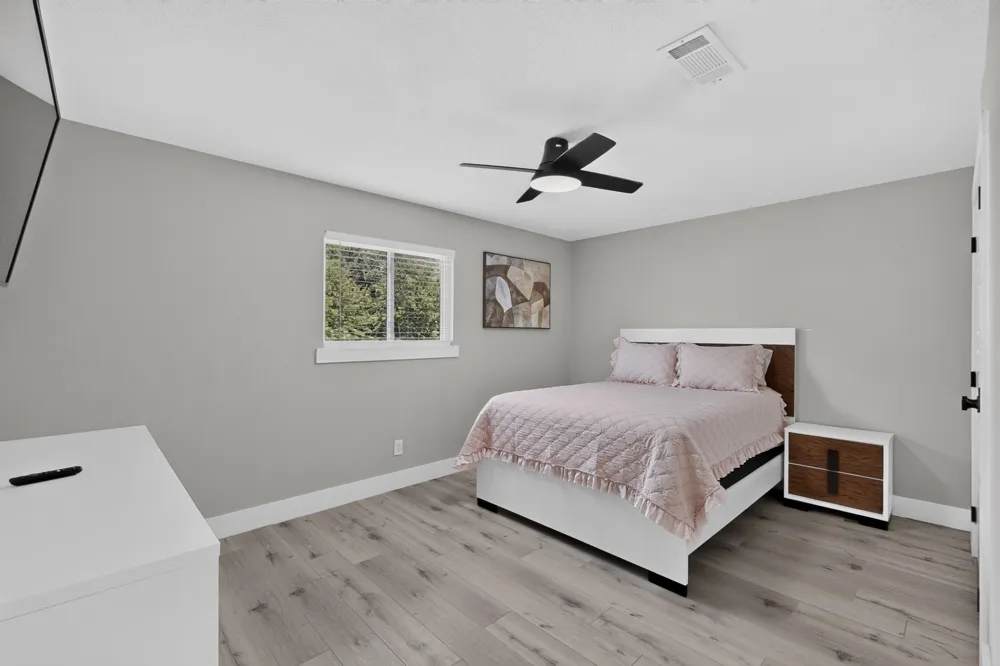 928 Columbus Court Bedford, TX 76022
