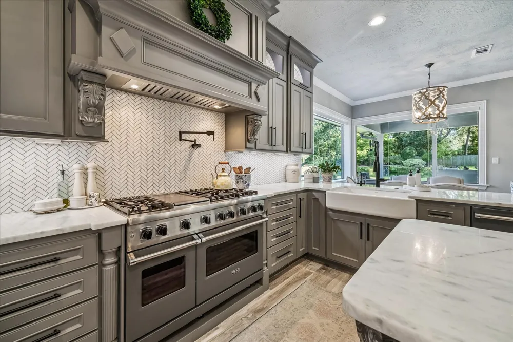 11 Turtle Cove Court Kingwood, TX 77346