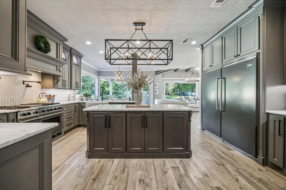 11 Turtle Cove Court Kingwood, TX 77346