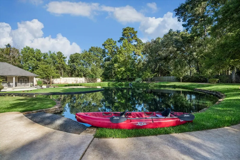 11 Turtle Cove Court Kingwood, TX 77346