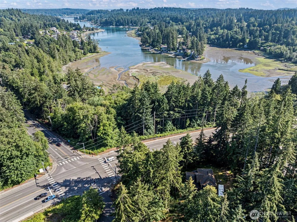 4618 Timber Lane NW Gig Harbor, WA 98335