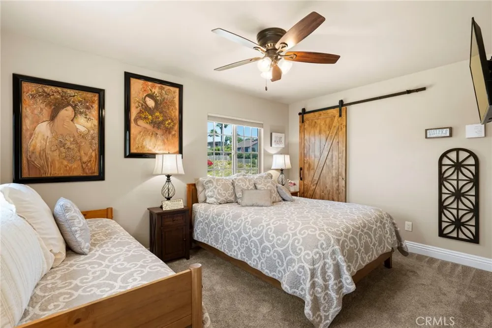 1269 Van Nuys San Diego, CA 92109