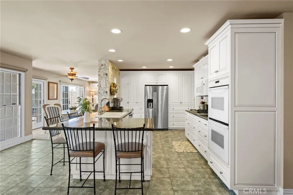 1269 Van Nuys San Diego, CA 92109