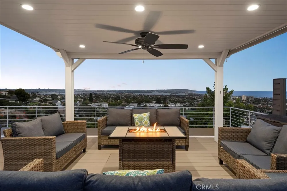 1269 Van Nuys San Diego, CA 92109