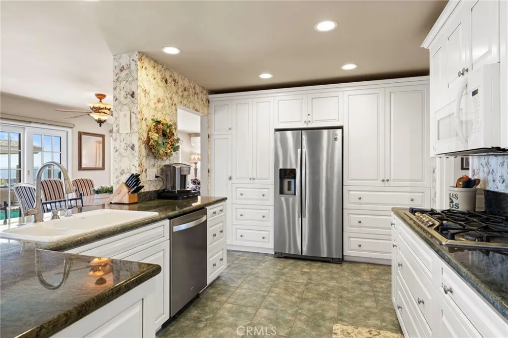 1269 Van Nuys San Diego, CA 92109