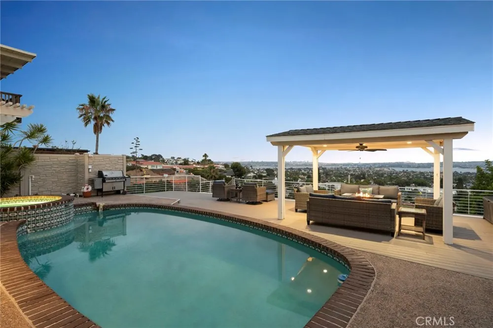 1269 Van Nuys San Diego, CA 92109
