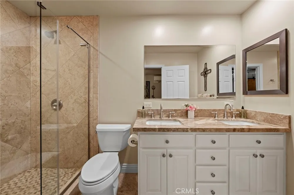 1269 Van Nuys San Diego, CA 92109