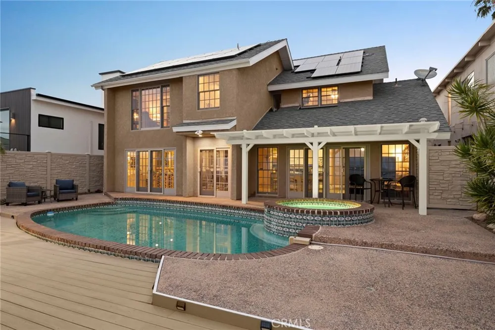 1269 Van Nuys San Diego, CA 92109