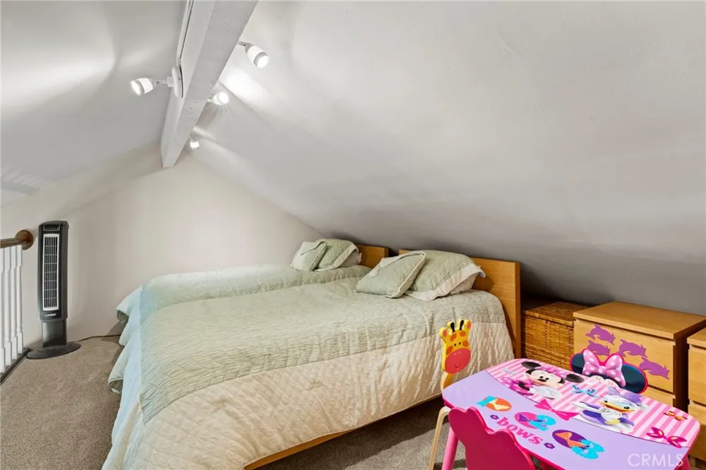 1269 Van Nuys San Diego, CA 92109