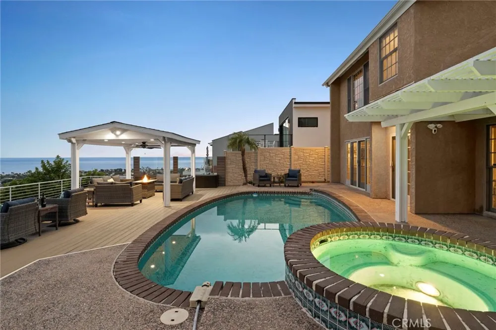 1269 Van Nuys San Diego, CA 92109