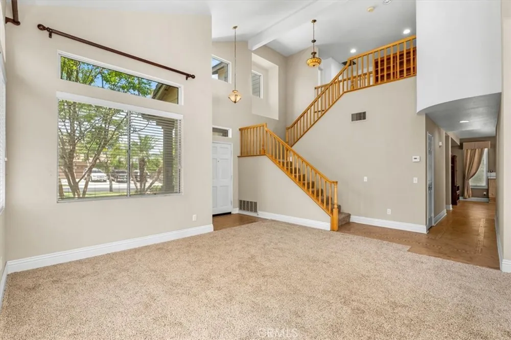 1584 Meadowlark Corona, CA 92881