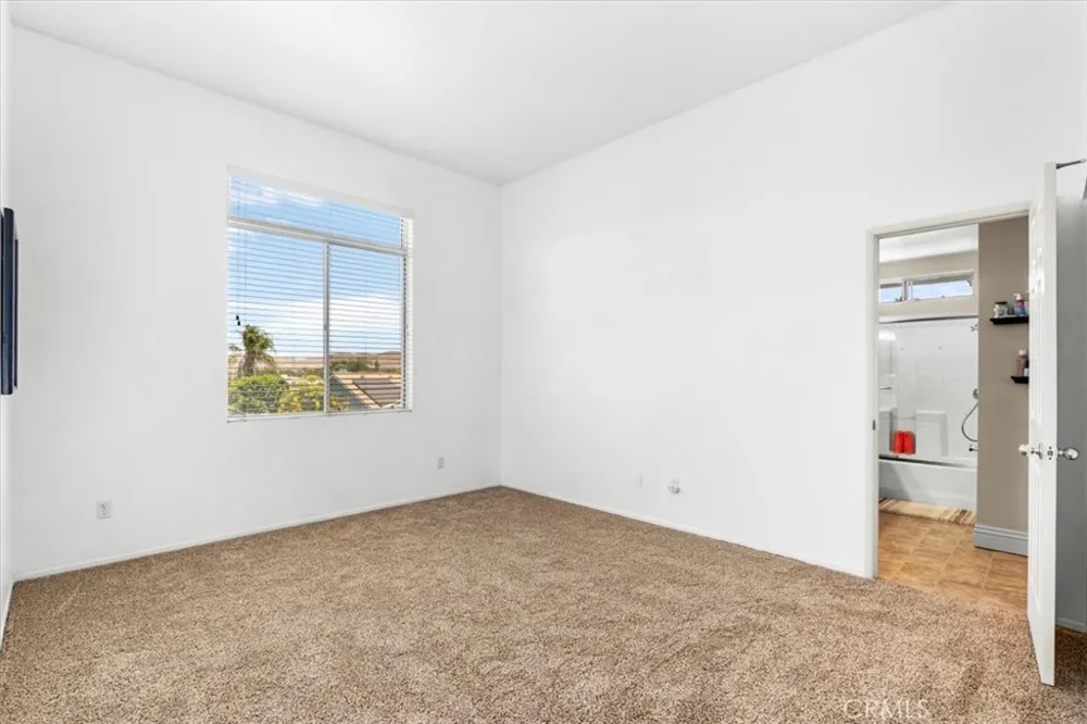 1584 Meadowlark Corona, CA 92881