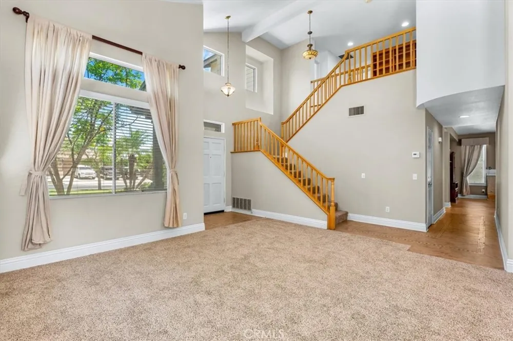 1584 Meadowlark Corona, CA 92881