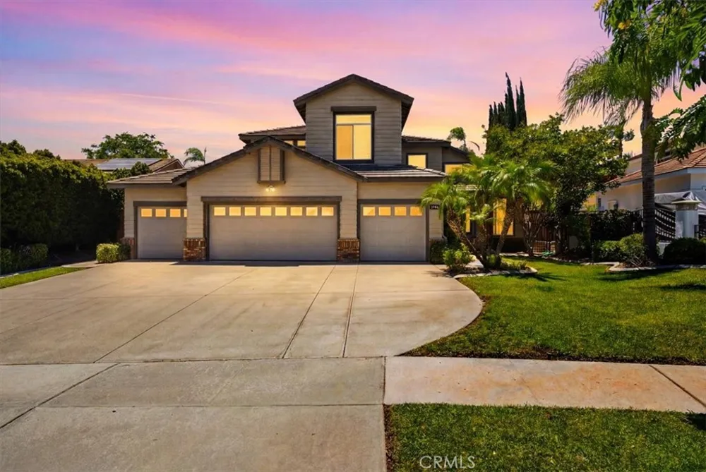 1584 Meadowlark Corona, CA 92881