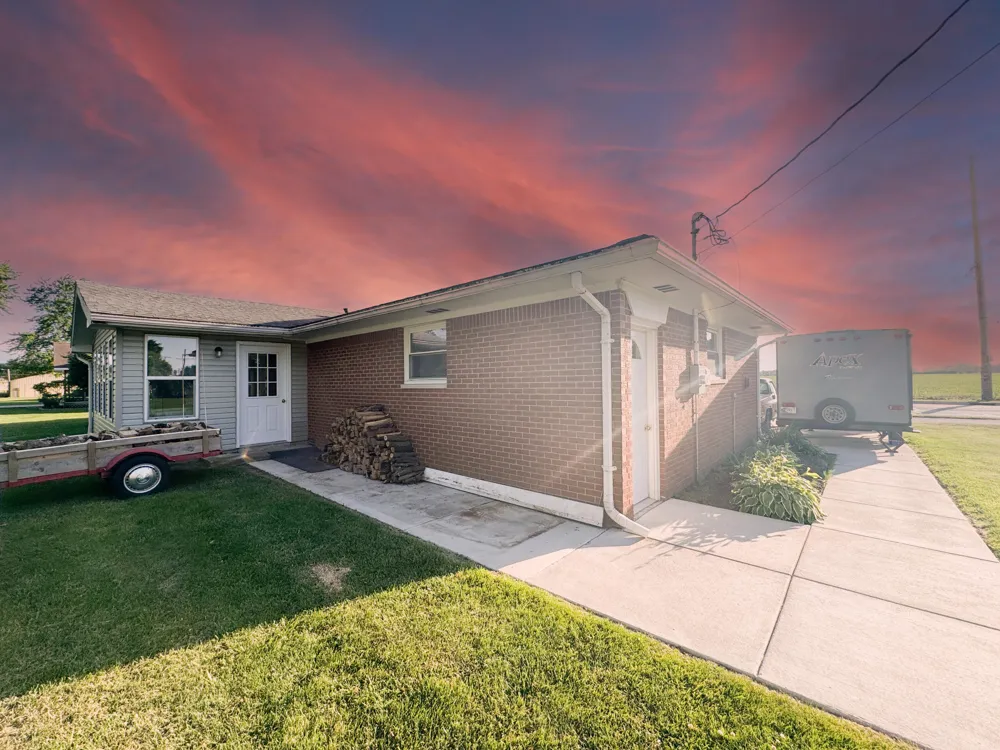 2155 West Shafer Drive Monticello, IN 47960