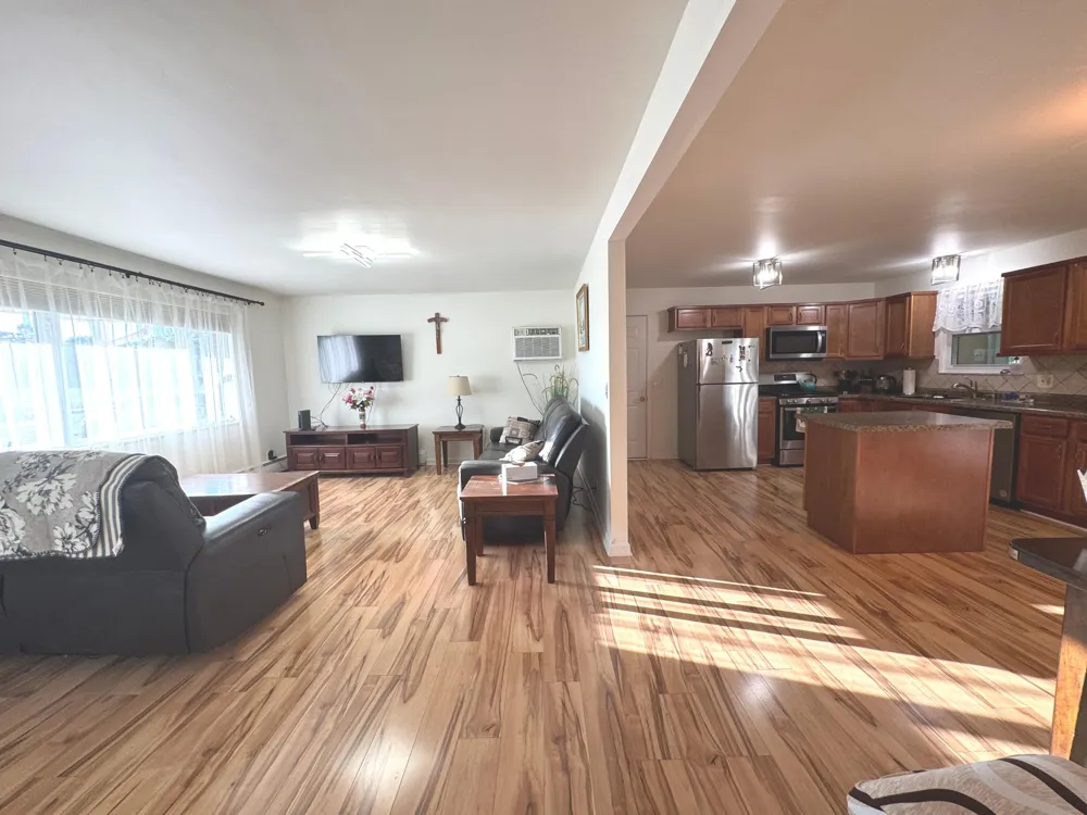 2155 West Shafer Drive Monticello, IN 47960