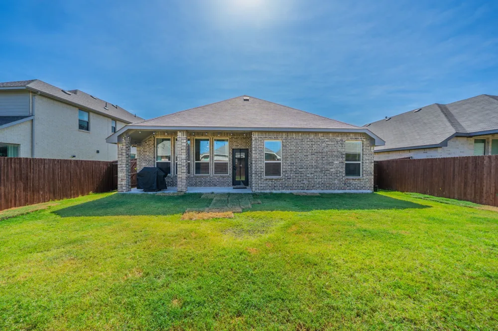 5925 Lovills Creek Street Fort Worth, TX 76179
