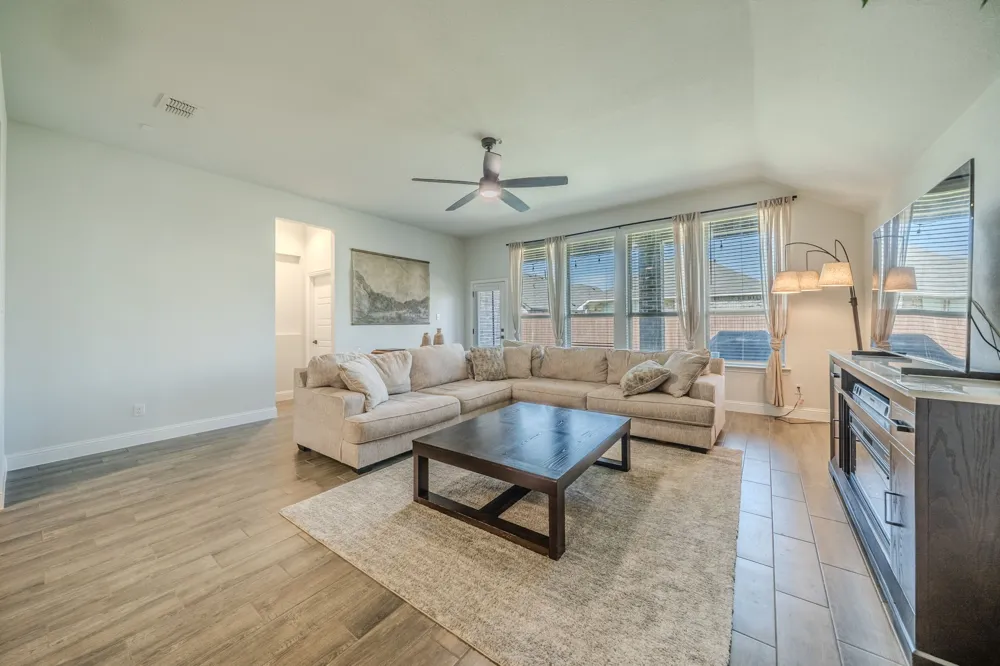 5925 Lovills Creek Street Fort Worth, TX 76179