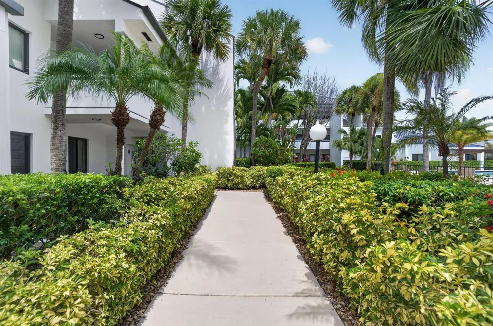 200 Waterway Road #104 Tequesta, FL 33469