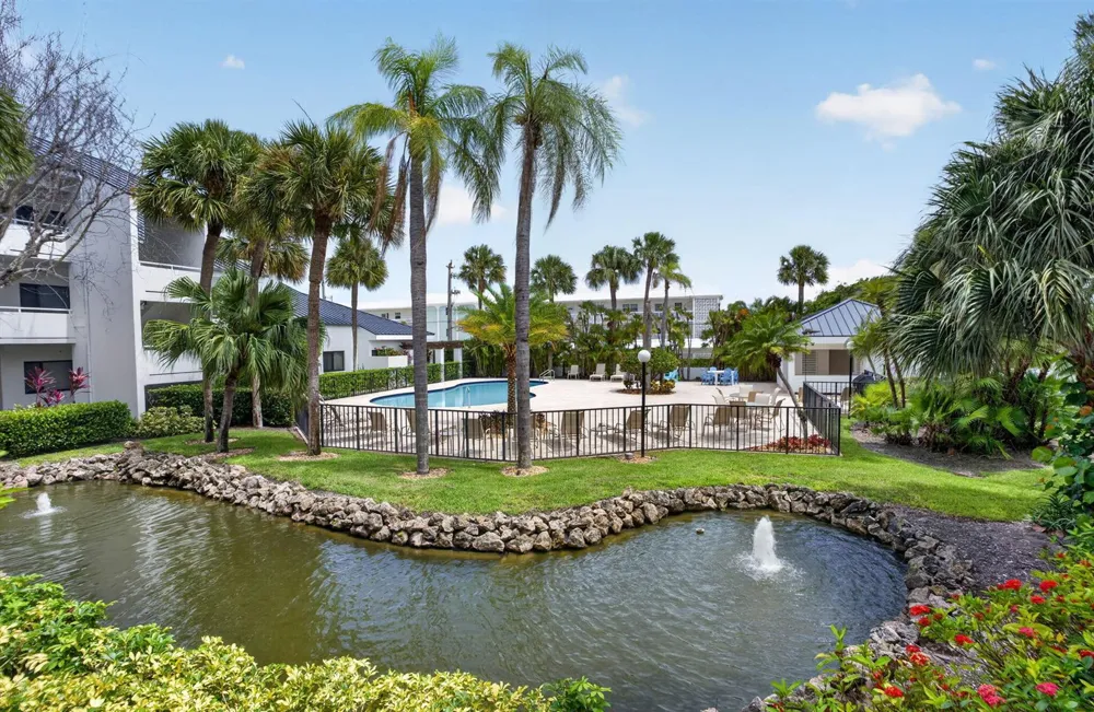 200 Waterway Road #104 Tequesta, FL 33469